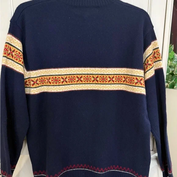 Women's 100% Lambswool Jones of NY Navy
Ski sweater SMALL - Picture 3 of 8